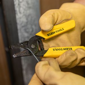 11048 Klein Tools Dual-Wire Stripper/Cutter for Solid Wire