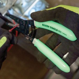 11055GLW Klein Tools High-Visibility Klein-Kurve&reg; Wire Stripper / Cutter