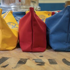5539LCPAK Klein Tools Zipper Bags, Large Canvas Tool Pouches, Assorted Colors, 3-Pack