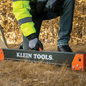 60838 Klein Tools Winter Knit Dipped Gloves, Cut Level A4, Touchscreen, Medium