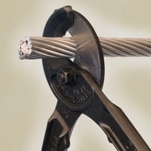 63041TH Klein Tools 25-Inch Cable Cutter with Protective Sleeve