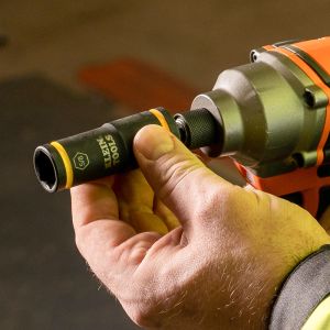 66075 Klein Tools Flip Impact Socket, 11/16 and 5/8-Inch