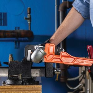 68227 Klein Tools Adjustable Cast Iron Pipe Wrench, 14-Inch