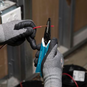 K11095 Klein Tools Klein-Kurve&reg; Wire Stripper / Cutter, 8-20 AWG