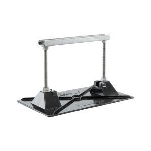 Pipe Support with Strut