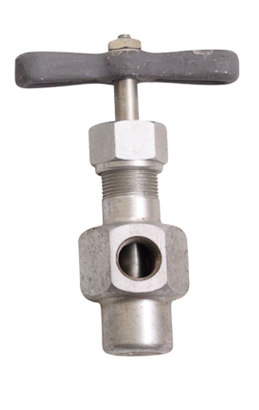 Cyrus Shank 423 Angle Needle Point Valve, 1/2", 1/2" Carbon Steel