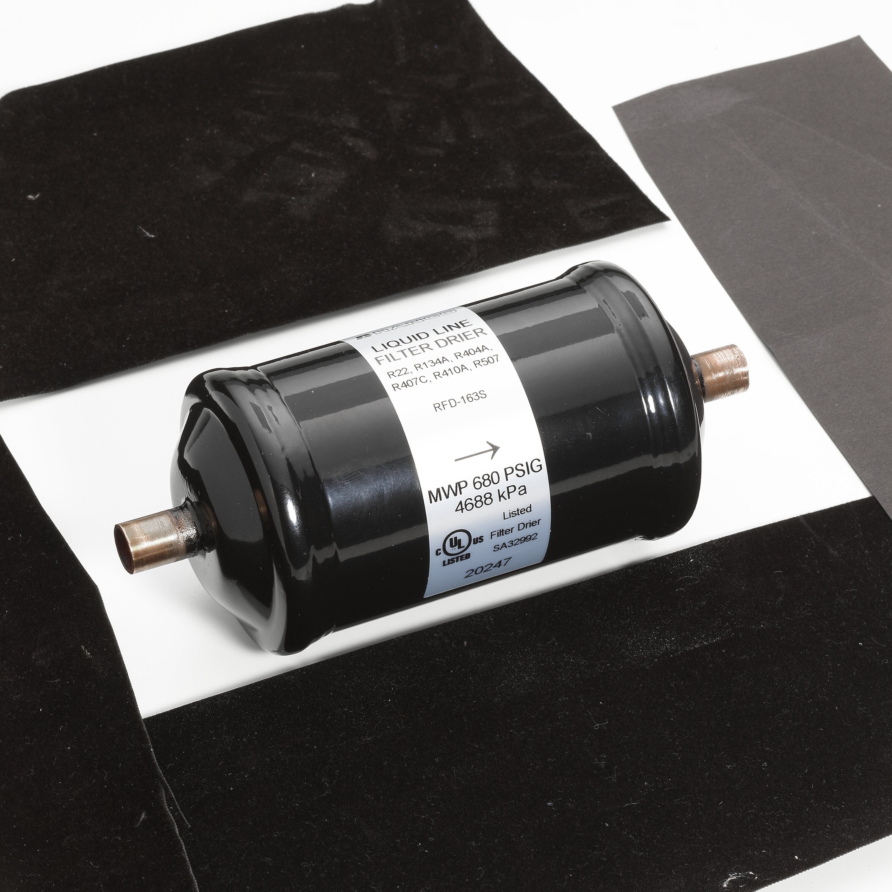 RFD-163S Robertshaw FILTER DRIER - 16 CUBIC INCHES MONO FLOW, 3/8" ODF, SOLID CORE 80% DESICCANT / 20% ACTIVATED ALUMINA