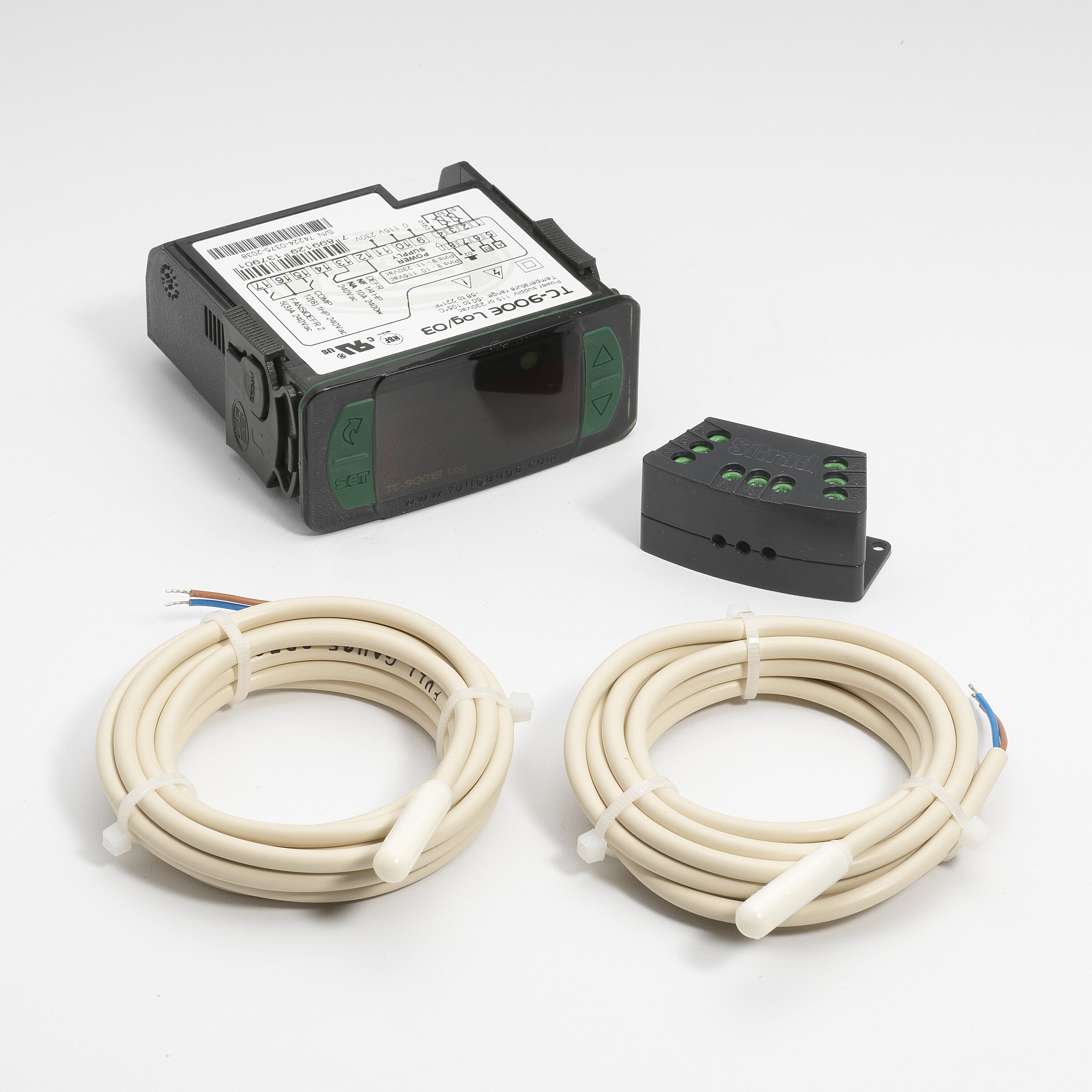 TC-900E-LOG Robertshaw 115/230V FREEZER CONTROLLER WITH 3 RELAY OUTPUTS, 2 SENSORS, 2 DIGITAL INPUTS, BUZZER W NORM/ECON SP